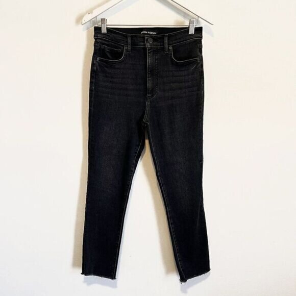 Aritzia Denim Forum The Lola High Rise Skinny Crop Raw Hem  Washed Black Jeans - Picture 2 of 7
